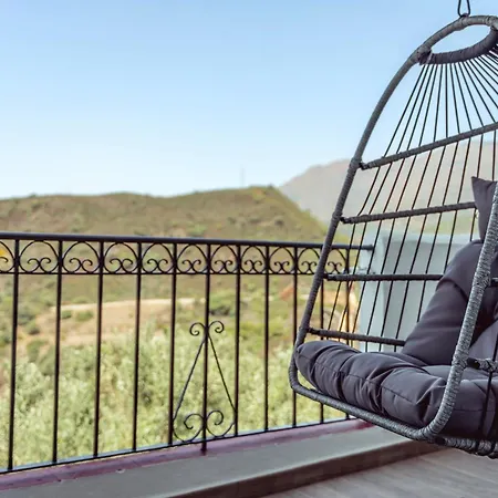 Apartment Bella Luna - Sea & Mountains Views Estepona
